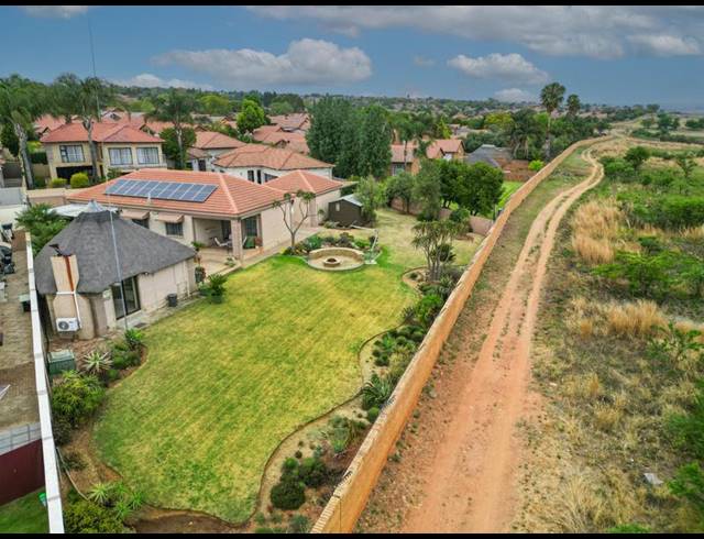 4 BEDROOM HOUSE FOR SALE IN AMBERFIELD GLEN